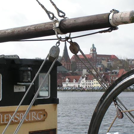 Ferienwohnung In Weisser Villa Am Kliff Flensburgo Esterno foto